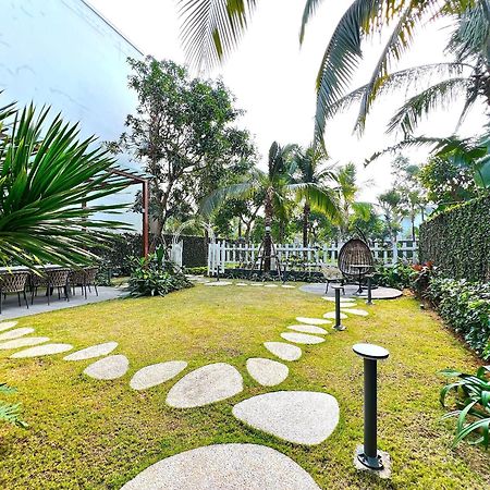 Oakwood Ha Long Hotel Exterior photo
